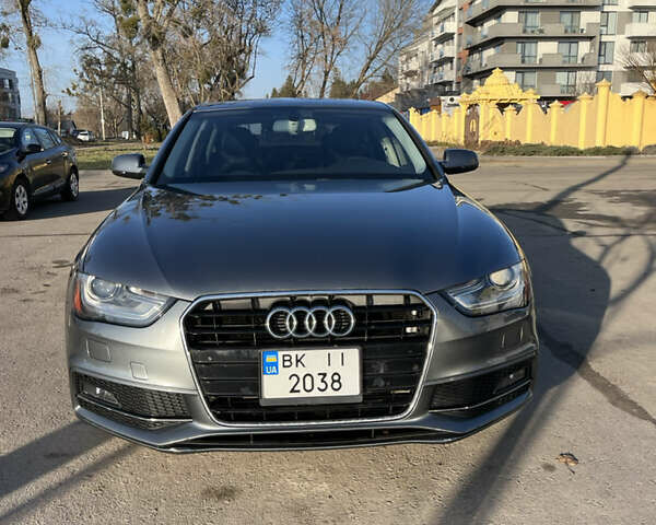 Сірий Ауді А4, об'ємом двигуна 2 л та пробігом 195 тис. км за 13200 $, фото 1 на Automoto.ua