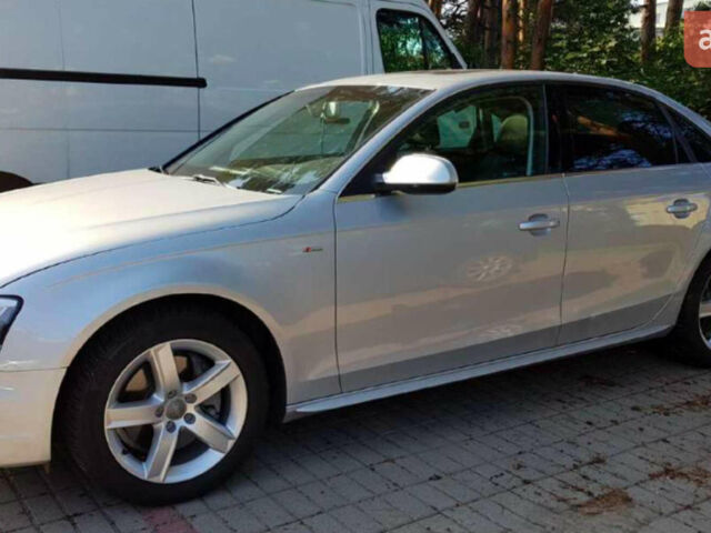 Сірий Ауді А4, об'ємом двигуна 2 л та пробігом 197 тис. км за 12900 $, фото 1 на Automoto.ua