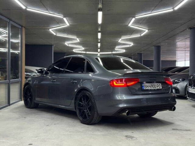 Серый Ауди А4, объемом двигателя 2 л и пробегом 197 тыс. км за 12700 $, фото 1 на Automoto.ua