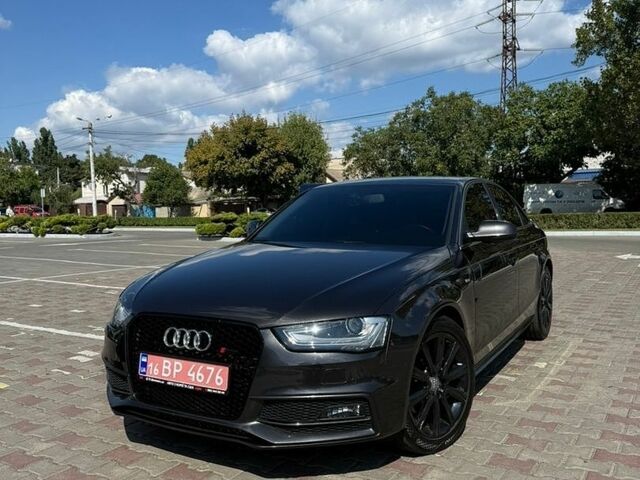 Сірий Ауді А4, об'ємом двигуна 2 л та пробігом 97 тис. км за 16700 $, фото 1 на Automoto.ua