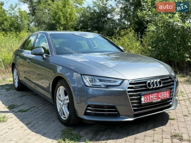 Серый Ауди А4, объемом двигателя 2 л и пробегом 112 тыс. км за 18300 $, фото 1 на Automoto.ua