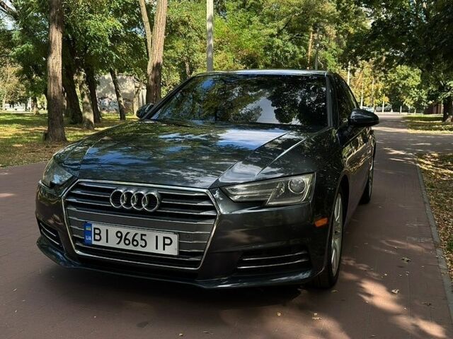 Серый Ауди А4, объемом двигателя 1.98 л и пробегом 140 тыс. км за 17500 $, фото 1 на Automoto.ua