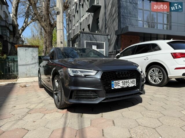 Серый Ауди А4, объемом двигателя 1.98 л и пробегом 135 тыс. км за 16500 $, фото 1 на Automoto.ua