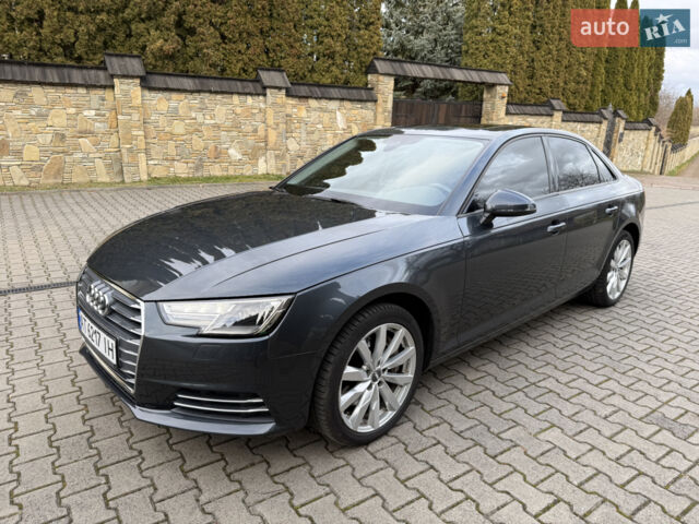 Серый Ауди А4, объемом двигателя 1.98 л и пробегом 138 тыс. км за 17700 $, фото 1 на Automoto.ua