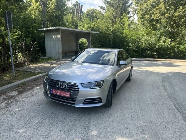 Сірий Ауді А4, об'ємом двигуна 2 л та пробігом 14 тис. км за 371 $, фото 1 на Automoto.ua