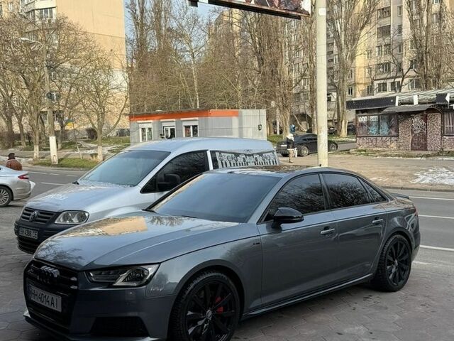 Серый Ауди А4, объемом двигателя 1.98 л и пробегом 174 тыс. км за 17000 $, фото 1 на Automoto.ua
