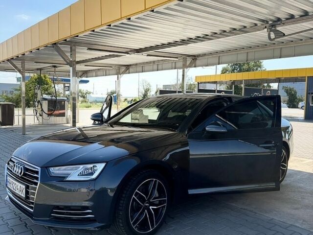 Сірий Ауді А4, об'ємом двигуна 1.98 л та пробігом 115 тис. км за 18500 $, фото 1 на Automoto.ua