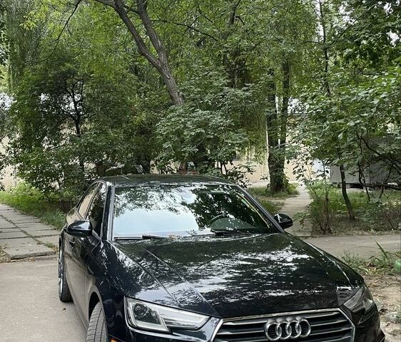 Серый Ауди А4, объемом двигателя 2 л и пробегом 196 тыс. км за 16376 $, фото 1 на Automoto.ua