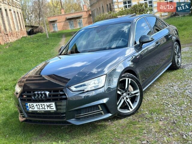 Сірий Ауді А4, об'ємом двигуна 2 л та пробігом 321 тис. км за 14999 $, фото 1 на Automoto.ua