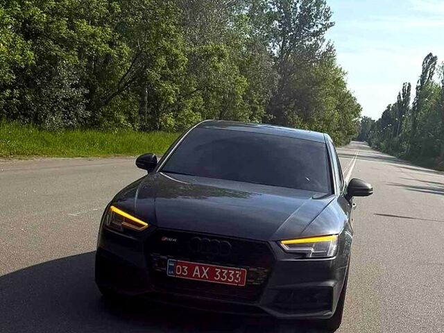 Сірий Ауді А4, об'ємом двигуна 2 л та пробігом 130 тис. км за 16999 $, фото 1 на Automoto.ua