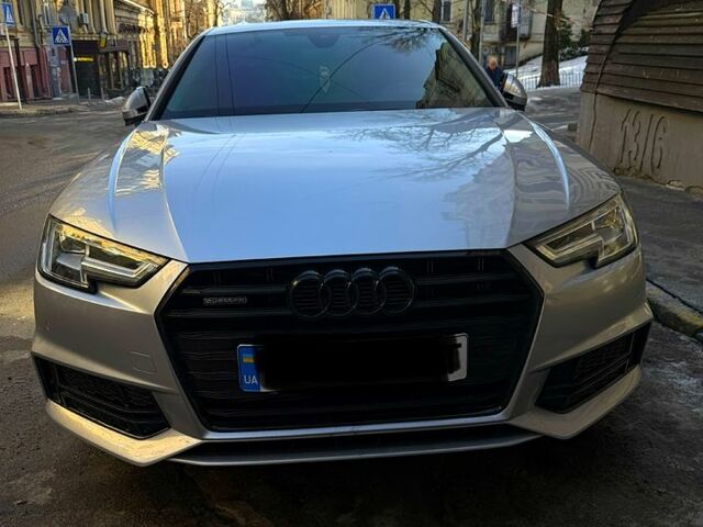 Сірий Ауді А4, об'ємом двигуна 2 л та пробігом 126 тис. км за 20499 $, фото 1 на Automoto.ua