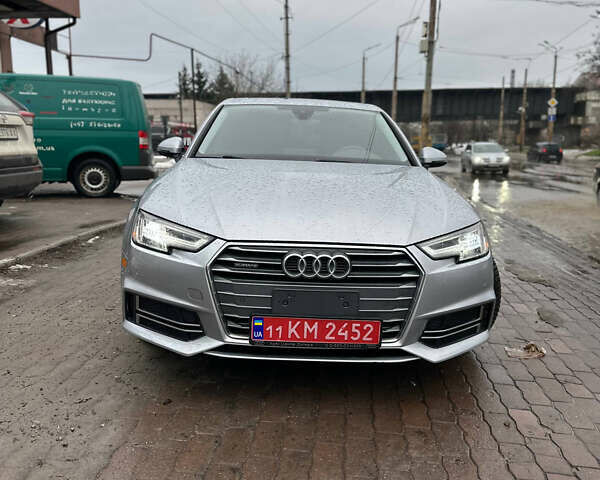 Серый Ауди А4, объемом двигателя 2 л и пробегом 130 тыс. км за 18900 $, фото 1 на Automoto.ua
