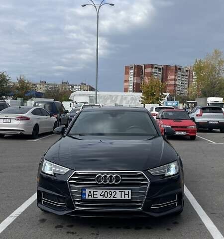 Серый Ауди А4, объемом двигателя 1.98 л и пробегом 192 тыс. км за 18000 $, фото 1 на Automoto.ua