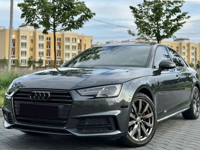 Серый Ауди А4, объемом двигателя 2 л и пробегом 110 тыс. км за 15000 $, фото 1 на Automoto.ua