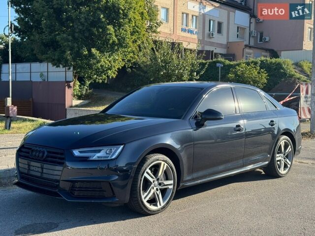 Сірий Ауді А4, об'ємом двигуна 1.98 л та пробігом 152 тис. км за 17500 $, фото 1 на Automoto.ua