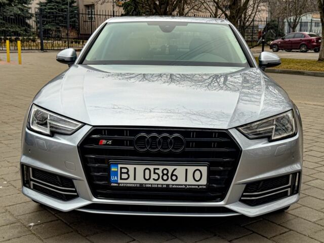 Сірий Ауді А4, об'ємом двигуна 2 л та пробігом 139 тис. км за 17700 $, фото 1 на Automoto.ua