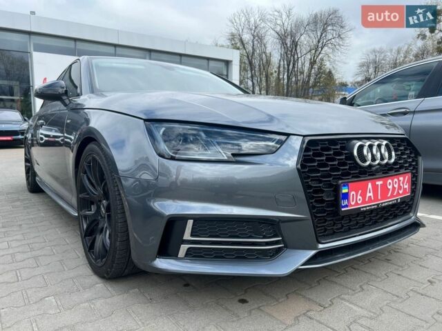 Серый Ауди А4, объемом двигателя 2 л и пробегом 198 тыс. км за 18333 $, фото 1 на Automoto.ua