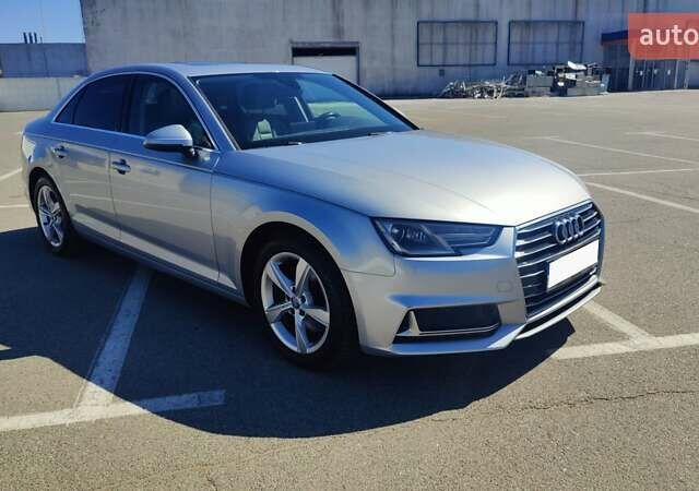 Сірий Ауді А4, об'ємом двигуна 2 л та пробігом 91 тис. км за 18200 $, фото 1 на Automoto.ua