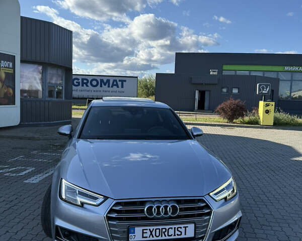 Ауді А4 2018 у Ужгороді на Automoto.ua Сірий Ауді А4, об'ємом двигуна 2 л та пробігом 143 тис. км за 24999 $, фото 1 на Automoto.ua