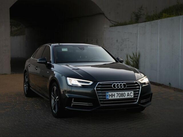 Серый Ауди А4, объемом двигателя 2 л и пробегом 102 тыс. км за 15500 $, фото 1 на Automoto.ua