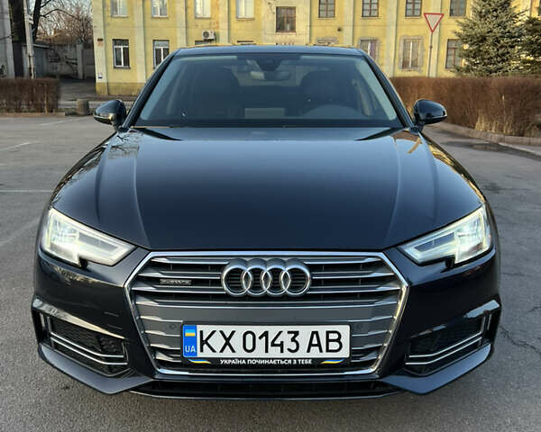 Серый Ауди А4, объемом двигателя 2 л и пробегом 92 тыс. км за 23000 $, фото 1 на Automoto.ua