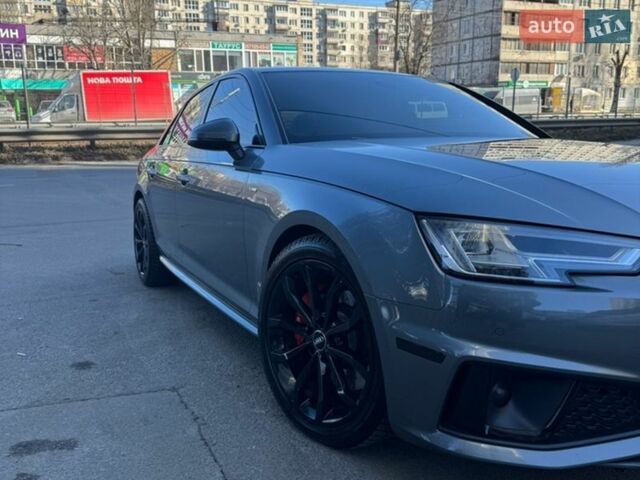 Сірий Ауді А4, об'ємом двигуна 1.98 л та пробігом 83 тис. км за 25000 $, фото 1 на Automoto.ua