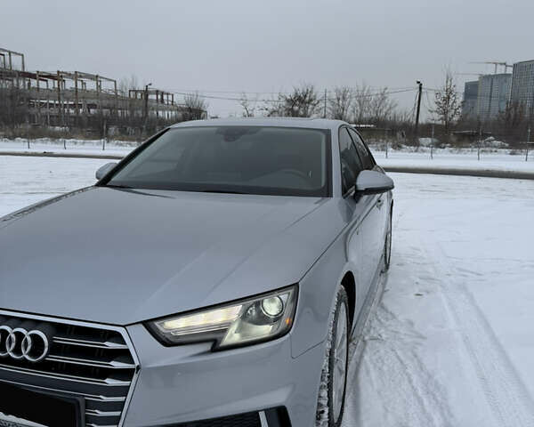 Сірий Ауді А4, об'ємом двигуна 1.98 л та пробігом 165 тис. км за 21700 $, фото 1 на Automoto.ua