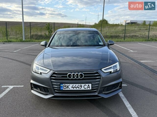 Сірий Ауді А4, об'ємом двигуна 2 л та пробігом 61 тис. км за 23490 $, фото 1 на Automoto.ua