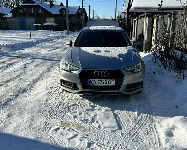 Серый Ауди А4, объемом двигателя 1.98 л и пробегом 112 тыс. км за 20000 $, фото 1 на Automoto.ua