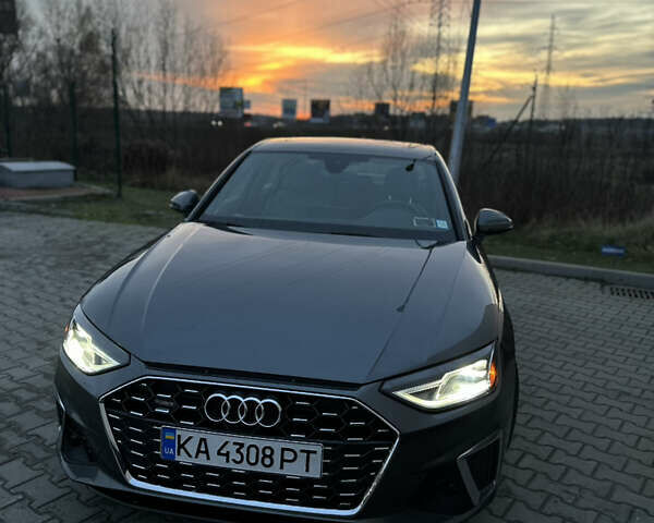 Серый Ауди А4, объемом двигателя 1.98 л и пробегом 55 тыс. км за 38000 $, фото 1 на Automoto.ua