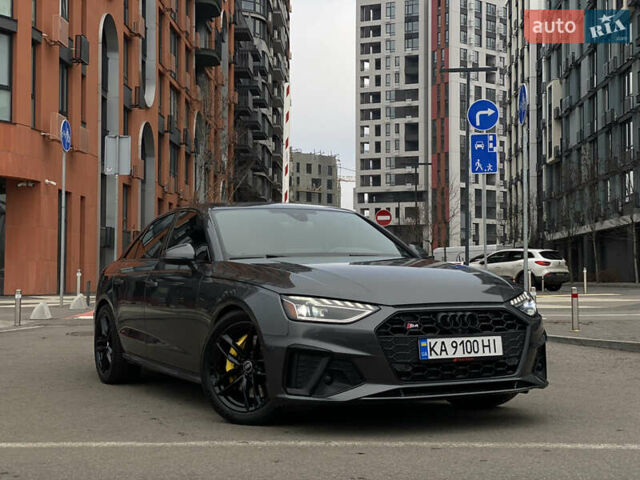 Серый Ауди А4, объемом двигателя 1.98 л и пробегом 67 тыс. км за 27999 $, фото 1 на Automoto.ua