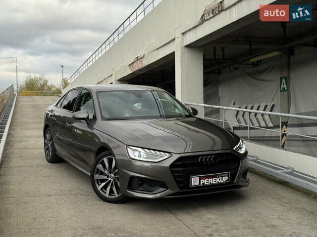 Ауді А4 2020 у Києві на Automoto.ua Сірий Ауді А4, об'ємом двигуна 1.98 л та пробігом 72 тис. км за 31499 $, фото 1 на Automoto.ua