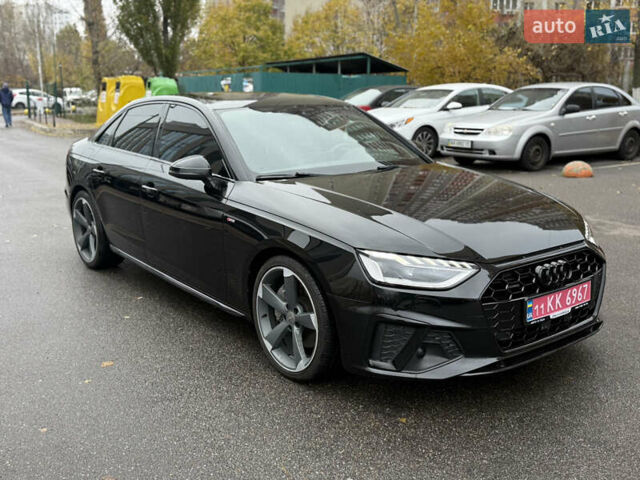 Сірий Ауді А4, об'ємом двигуна 2 л та пробігом 110 тис. км за 28700 $, фото 1 на Automoto.ua