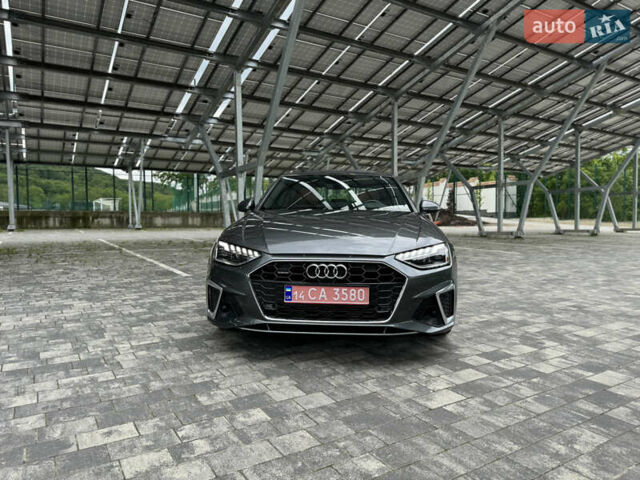 Сірий Ауді А4, об'ємом двигуна 2 л та пробігом 10 тис. км за 30999 $, фото 1 на Automoto.ua