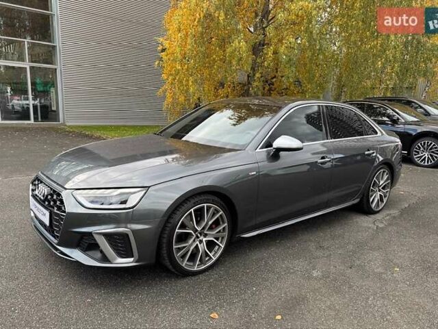 Ауди А4 2023 в Киеве на Automoto.ua Серый Ауди А4, объемом двигателя 2 л и пробегом 28 тыс. км за 54000 $, фото 1 на Automoto.ua