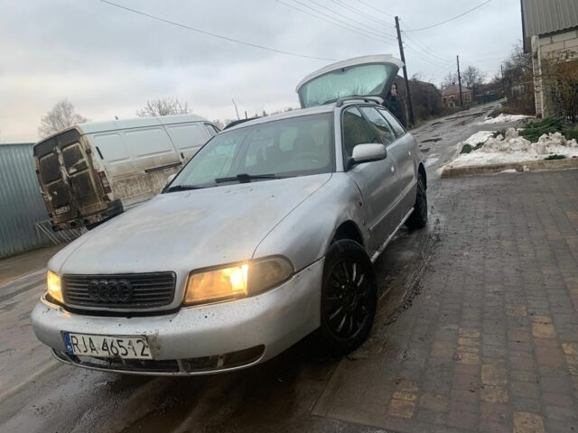 Серый Ауди А4, объемом двигателя 1.9 л и пробегом 240 тыс. км за 1500 $, фото 1 на Automoto.ua