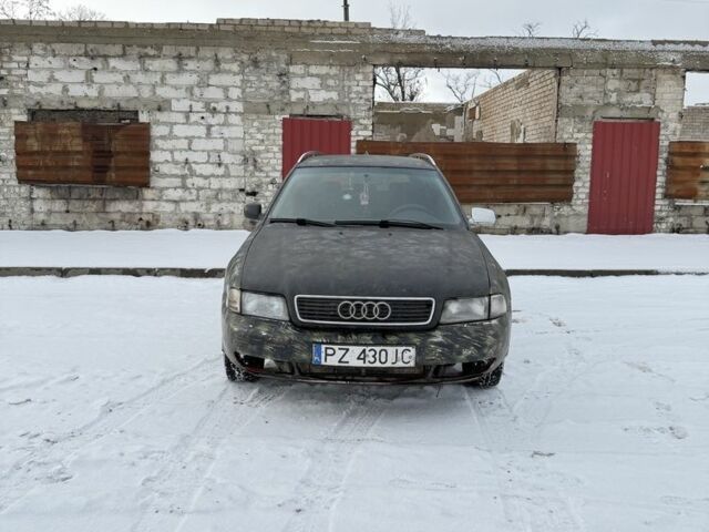 Сірий Ауді А4, об'ємом двигуна 1.6 л та пробігом 300 тис. км за 1300 $, фото 1 на Automoto.ua