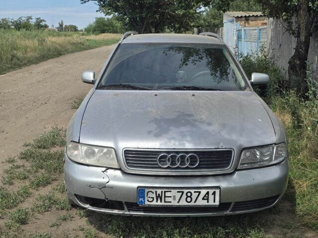 Сірий Ауді А4, об'ємом двигуна 2.5 л та пробігом 288 тис. км за 1500 $, фото 1 на Automoto.ua