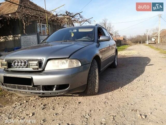 Сірий Ауді А4, об'ємом двигуна 1.8 л та пробігом 350 тис. км за 2500 $, фото 1 на Automoto.ua