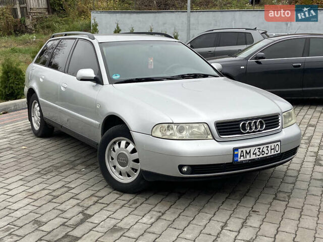 Серый Ауди А4, объемом двигателя 1.6 л и пробегом 280 тыс. км за 3500 $, фото 1 на Automoto.ua