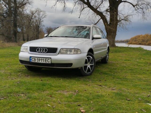 Серый Ауди А4, объемом двигателя 1.9 л и пробегом 474 тыс. км за 3800 $, фото 1 на Automoto.ua