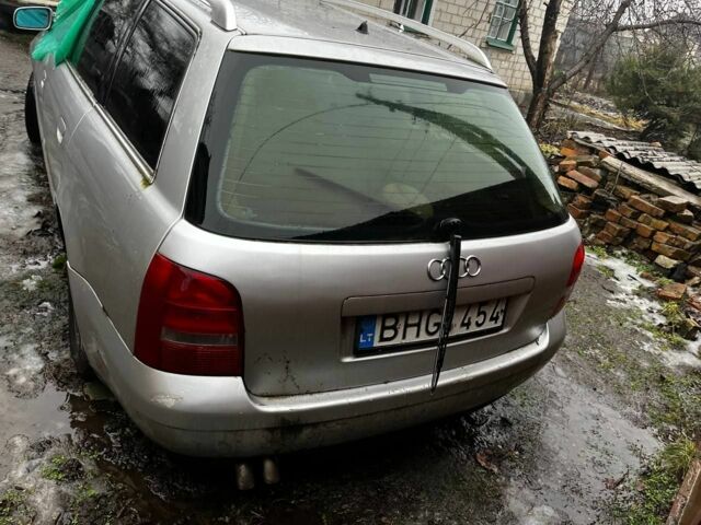 Сірий Ауді А4, об'ємом двигуна 0 л та пробігом 455 тис. км за 700 $, фото 1 на Automoto.ua