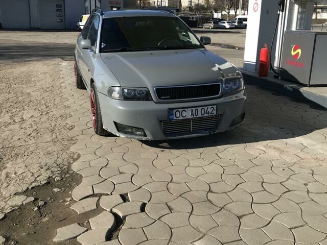 Серый Ауди А4, объемом двигателя 1.8 л и пробегом 220 тыс. км за 800 $, фото 1 на Automoto.ua