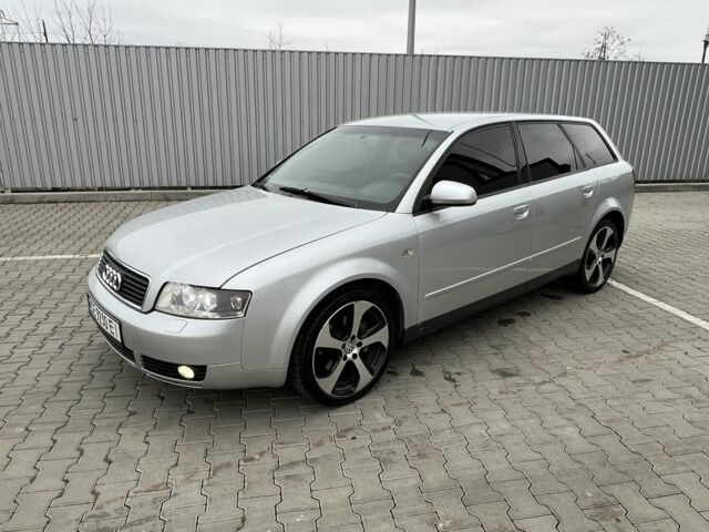 Серый Ауди А4, объемом двигателя 2.5 л и пробегом 345 тыс. км за 4300 $, фото 1 на Automoto.ua