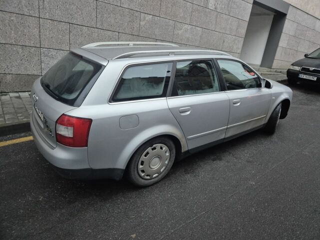 Серый Ауди А4, объемом двигателя 0 л и пробегом 380 тыс. км за 3000 $, фото 1 на Automoto.ua