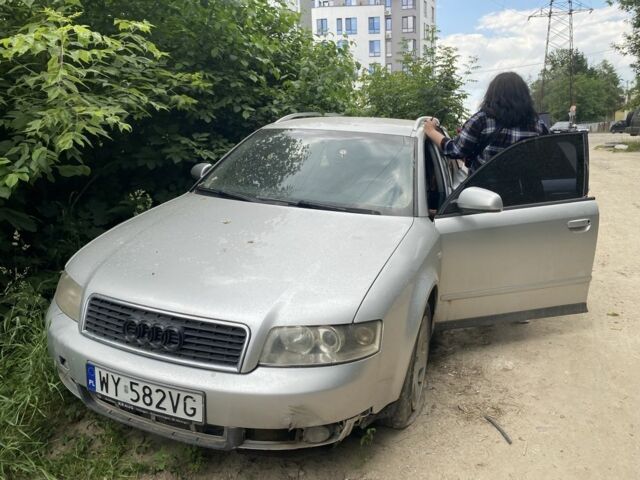 Сірий Ауді А4, об'ємом двигуна 1.8 л та пробігом 190 тис. км за 2297 $, фото 1 на Automoto.ua