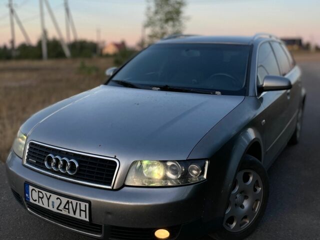 Серый Ауди А4, объемом двигателя 2.5 л и пробегом 302 тыс. км за 2000 $, фото 1 на Automoto.ua