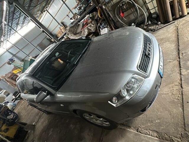 Серый Ауди А4, объемом двигателя 2.5 л и пробегом 2 тыс. км за 4000 $, фото 1 на Automoto.ua