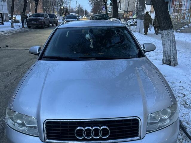 Серый Ауди А4, объемом двигателя 1.6 л и пробегом 250 тыс. км за 5000 $, фото 1 на Automoto.ua