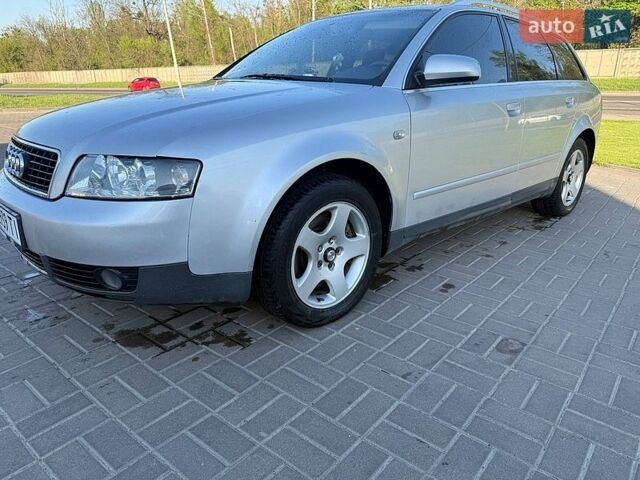 Серый Ауди А4, объемом двигателя 2.5 л и пробегом 680 тыс. км за 3800 $, фото 1 на Automoto.ua